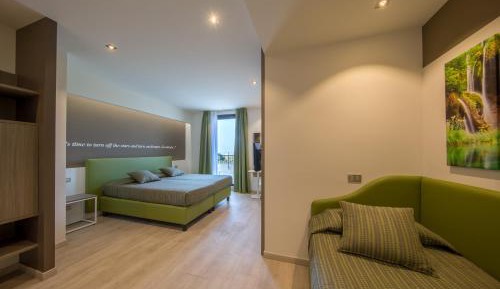 Superior Triple Room with Balcony and Lake View