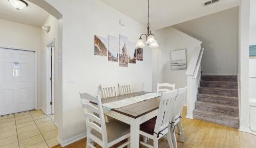 Four bedroom holiday home 