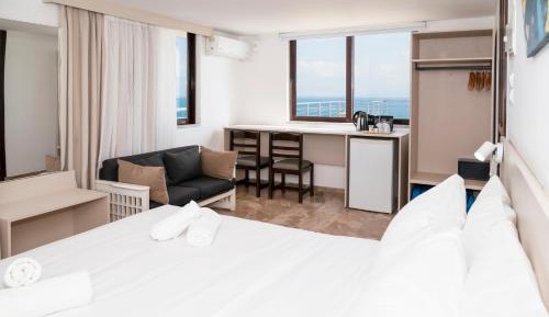 Double Room with Terrace