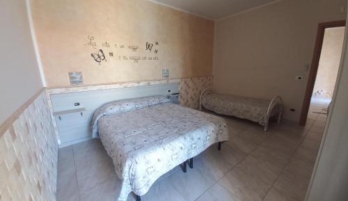 Triple Room with Terrace