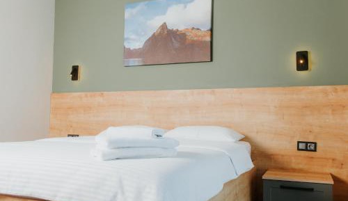 Double Room with Mountain View