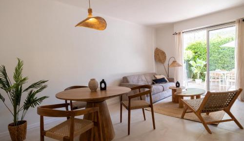 Apartment with Terrace