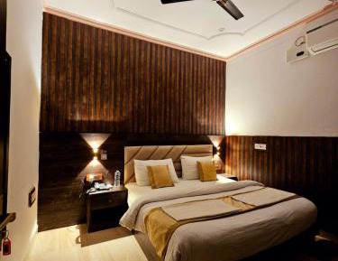 Standard Double or Twin Room