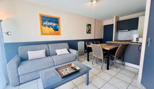 Apartment (4 Adults)