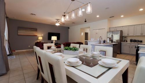 Five-Bedroom Holiday Home