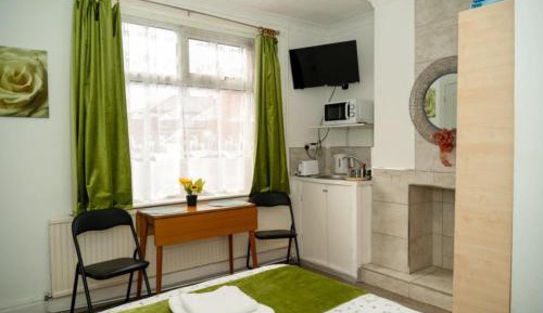 Double Room with Private Bathroom