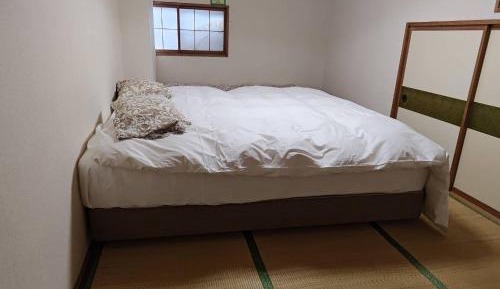 Standard Double Room with Shared Bathroom