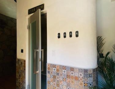 Deluxe One-Bedroom Apartment with Garden View