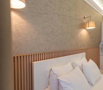 Deluxe Double Room with Balcony and Sea View