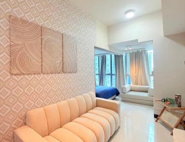Apartment with City View