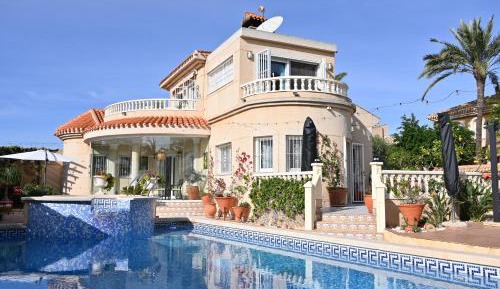 Villa with Sea View