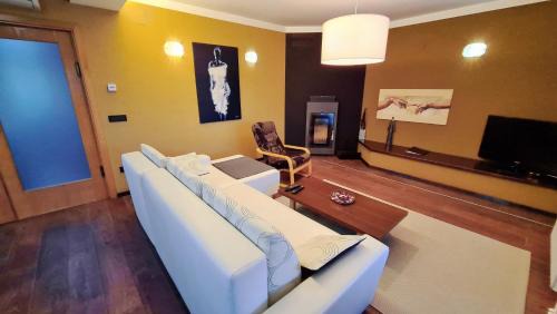 One-Bedroom Apartment with Balcony