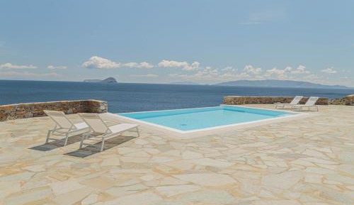 Villa with Sea View