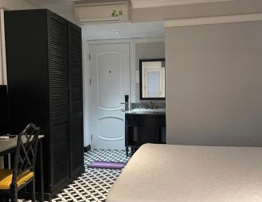 Deluxe Double Room (1 adult + 1 child)