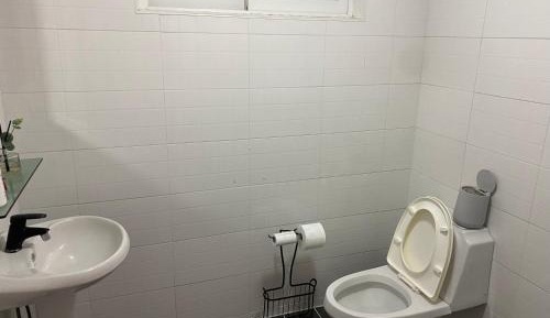 Single Room with Private Bathroom
