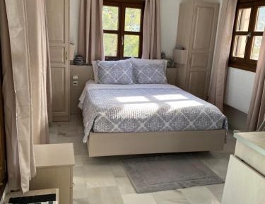 4-Bed Mixed Dormitory Room