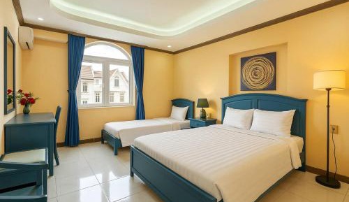 Triple Room
