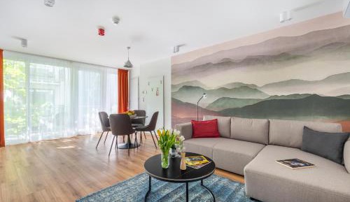 One-Bedroom Apartment with Garden View