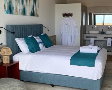 Deluxe Double Room with Balcony and Sea View