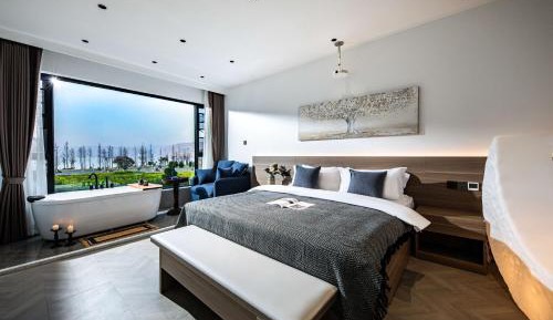 Deluxe Double Room with Sea View