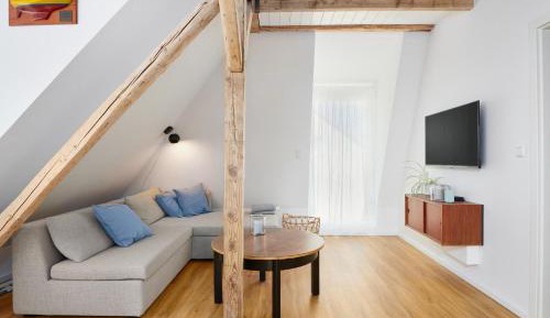 Apartment - Split Level