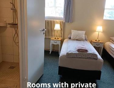 Twin Room with Bathroom