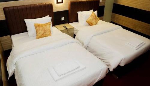 Deluxe King Room