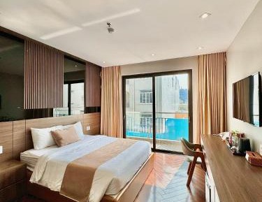 Deluxe Double Room with Balcony