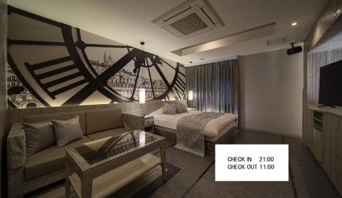 Standard Double Room - 21:00 Check-in