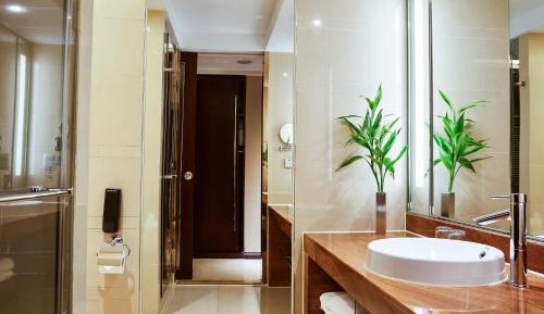 Deluxe King Rooms, Guest room, 1 King, City view