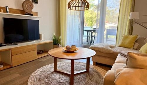 One-Bedroom Apartment with Terrace