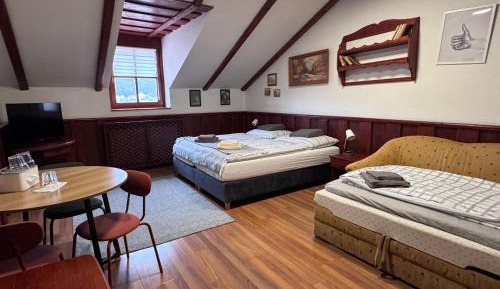 Large Double Room