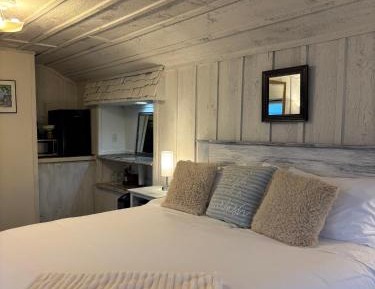 Double Room with Balcony and Sea View