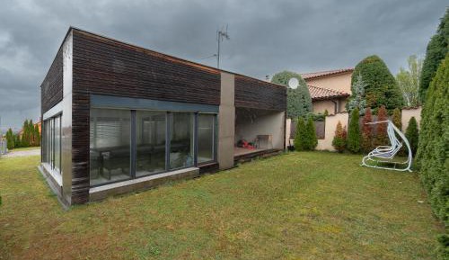 One-Bedroom Villa