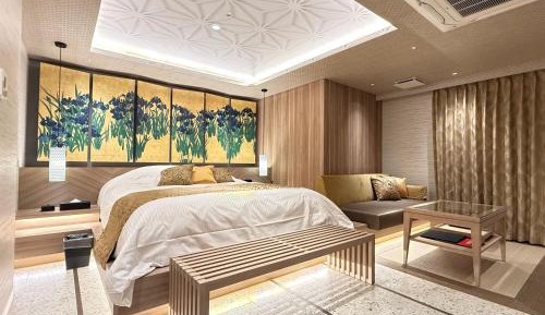 Queen Room with Spa Bath