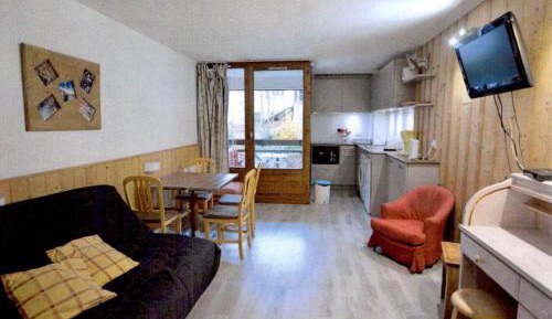 Studio with Balcony