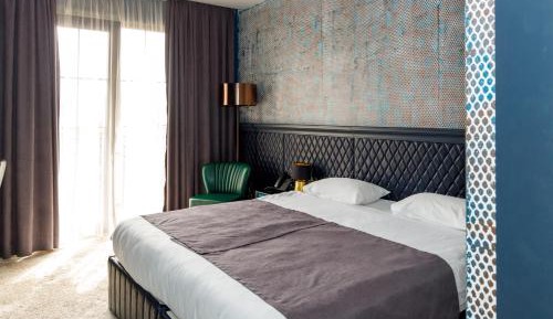 Double or Twin Room with Balcony