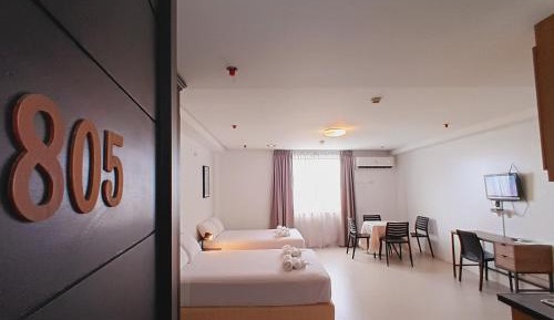 Deluxe Family Room