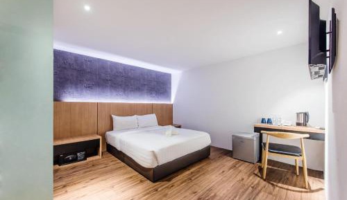 Queen Suite