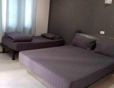 Comfort Triple Room