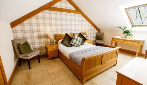 Deluxe Family Suite