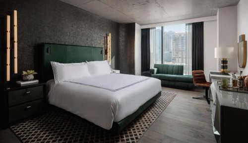 King Room with Pool View