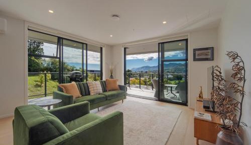 Two-Bedroom Apartment with City View