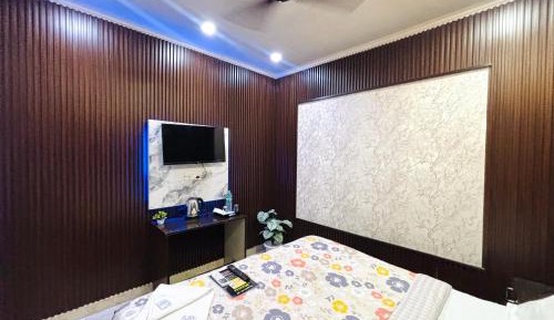 Deluxe Double Room with Balcony