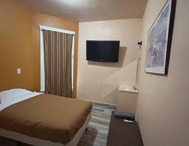 Budget Single Room