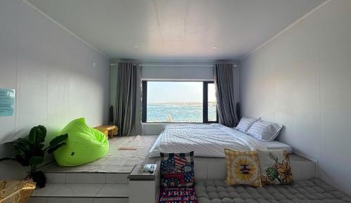 King Suite with Sea View