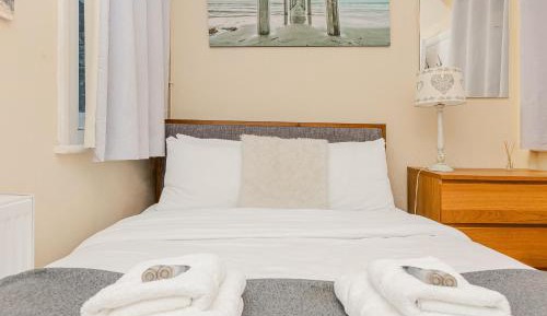 Double Room with Shared Bathroom
