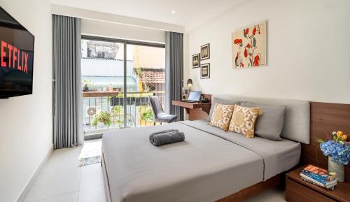 Studio with Balcony