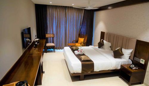 Deluxe King Room