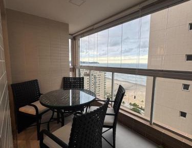 One-Bedroom Apartment with Ocean View